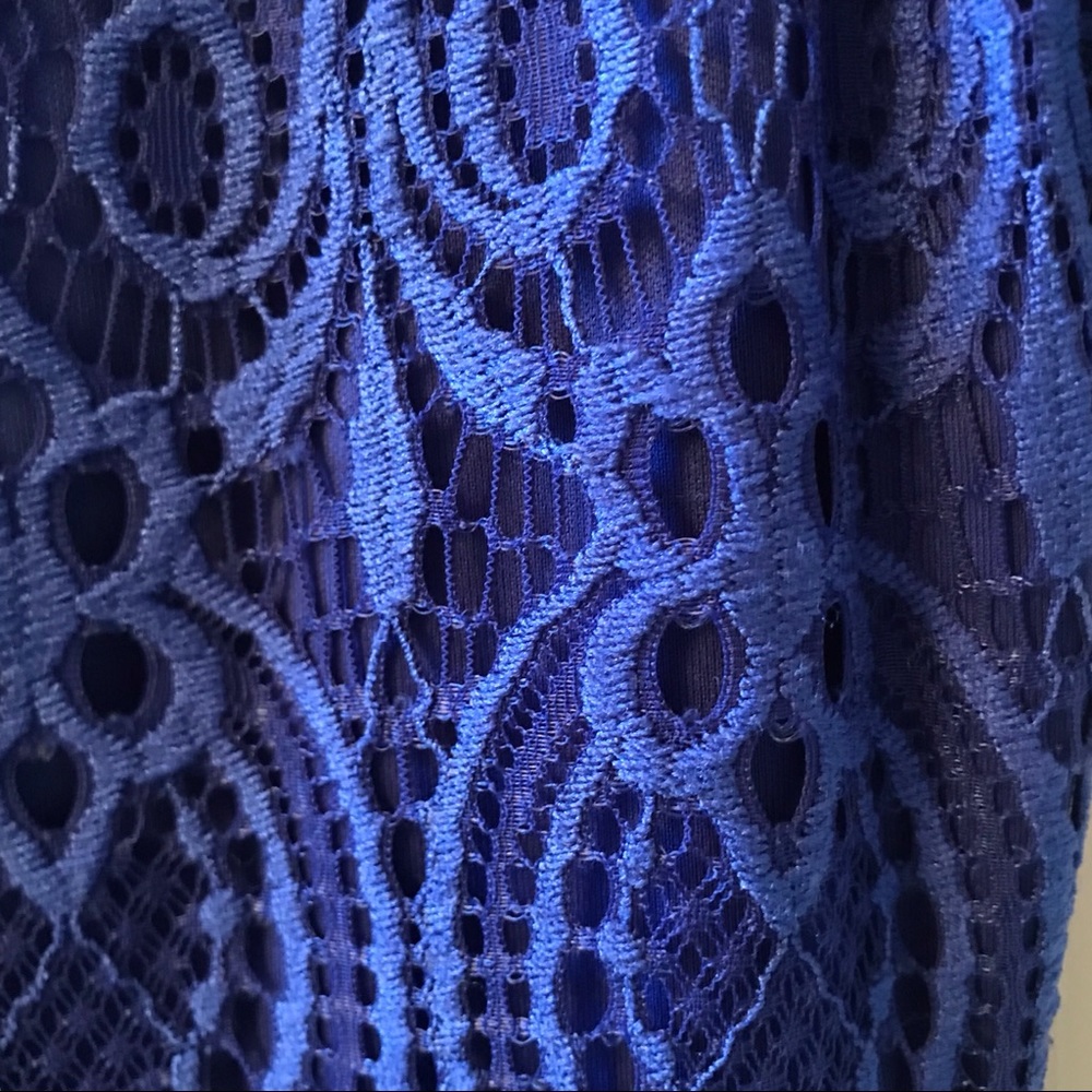 Dress - Picture 3 of 5